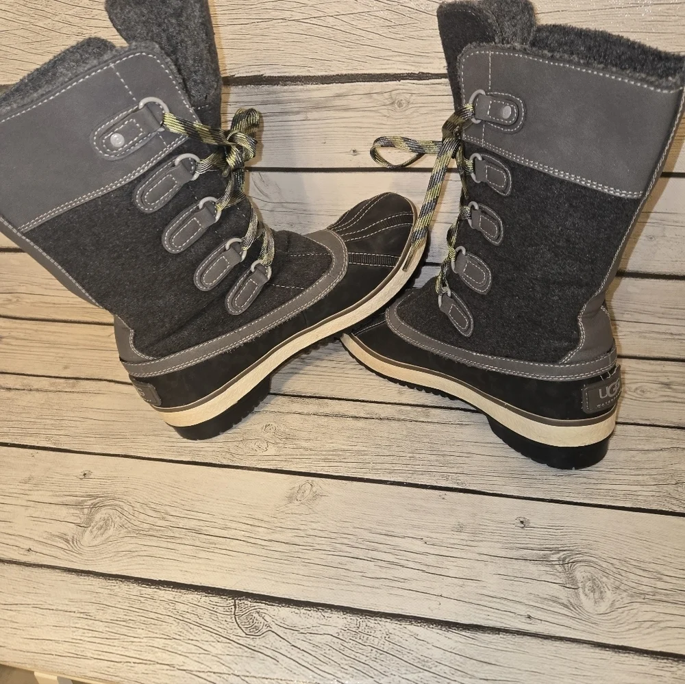 UGG Baroness Mid Winter Snow Boots Womens Size 7 EUR 38 Waterproof Gray Lace up
